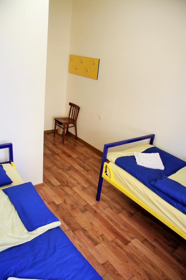 Shat Lav Hostel Jerevan Eksteriør billede