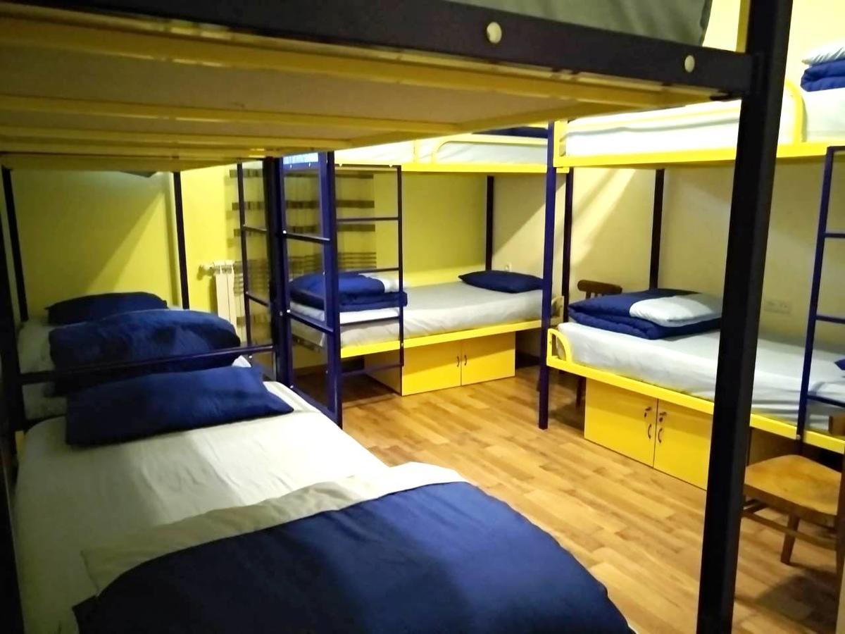 Shat Lav Hostel Jerevan Eksteriør billede