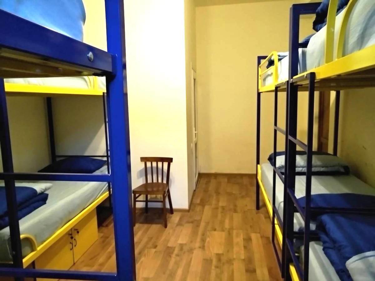 Shat Lav Hostel Jerevan Eksteriør billede